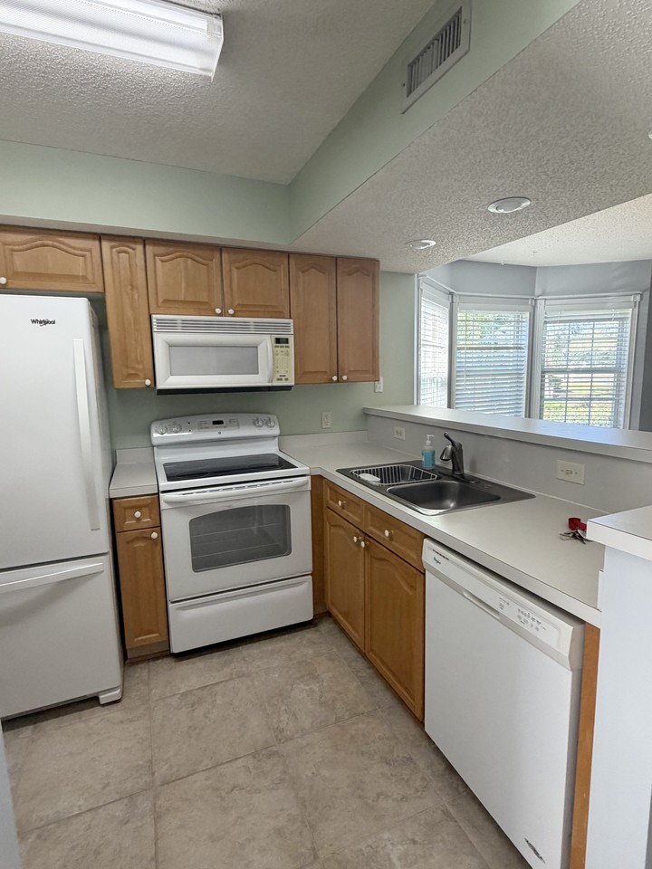 129 Egret Run Ln #311 - Photo 7 of 18