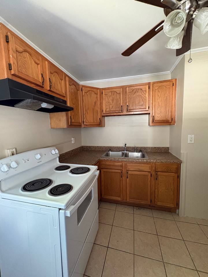 7535 Willow St #7535 - Photo 4 of 14