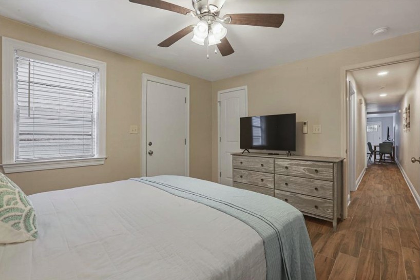 2508 Jena St #A - Photo 7 of 10