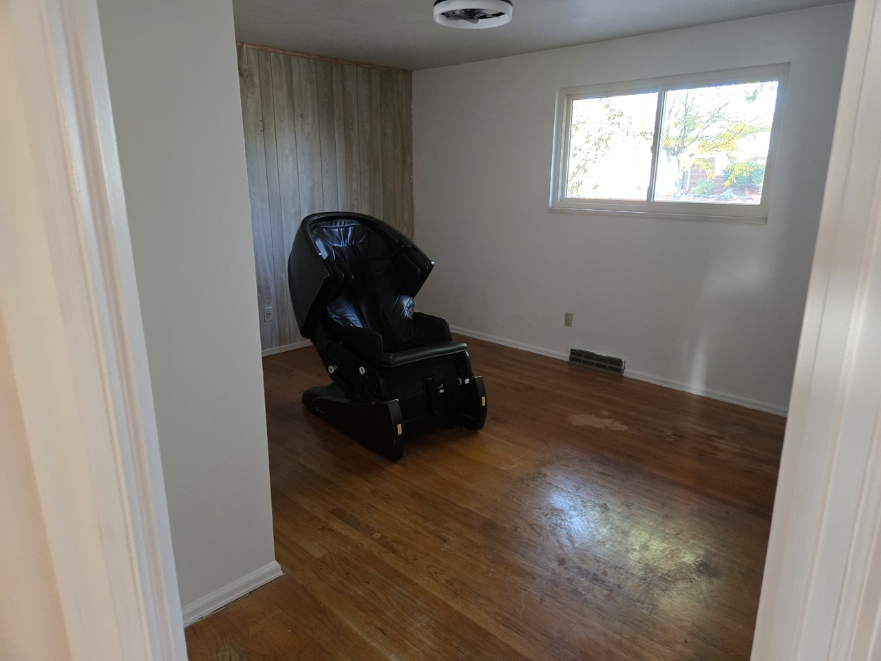 2220 Essex Ln #NA - Photo 2 of 8