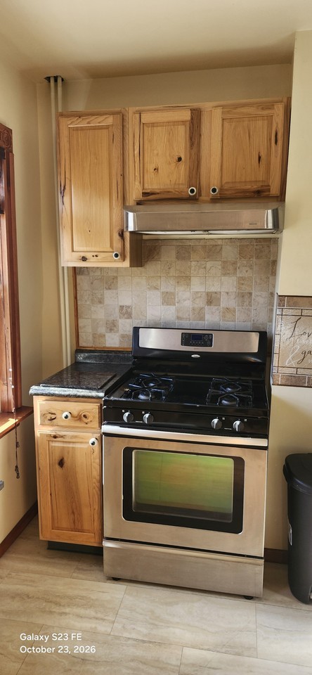 73 N Walnut St - Photo 6 of 19