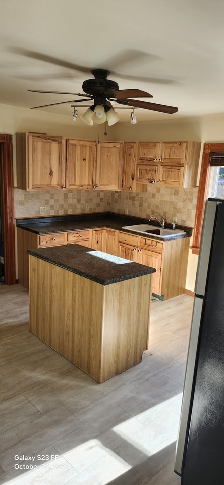 73 N Walnut St - Photo 7 of 19