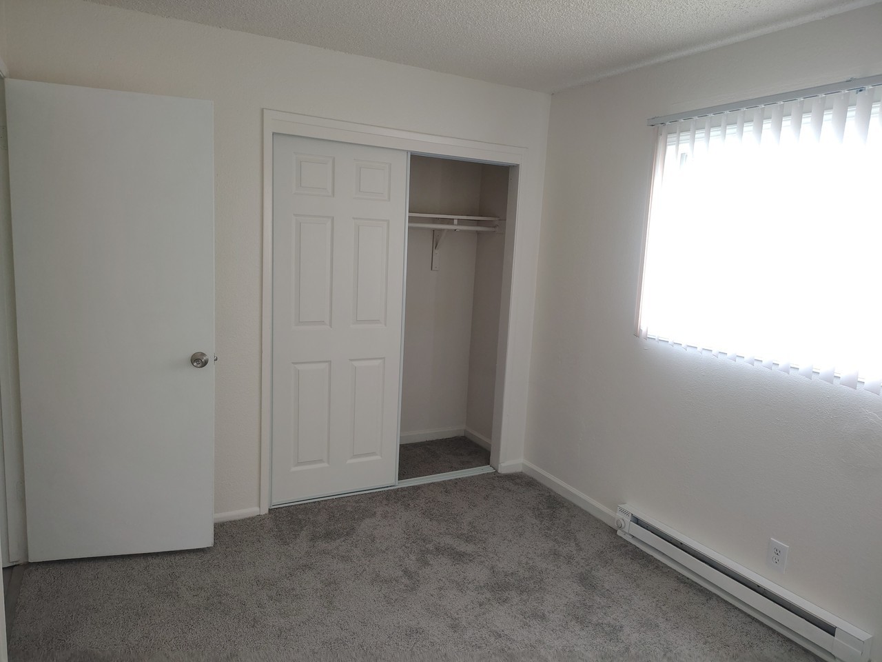 505 Pacific Ave #4D - Photo 6 of 7