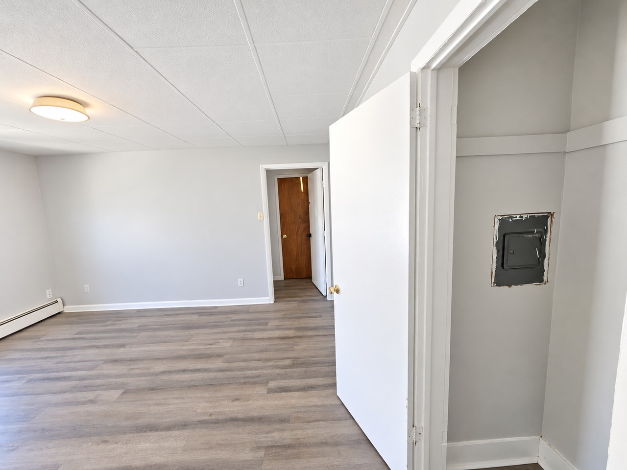146 W Dorrance St #2R - Photo 6 of 10