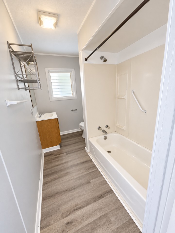 146 W Dorrance St #2R - Photo 7 of 10