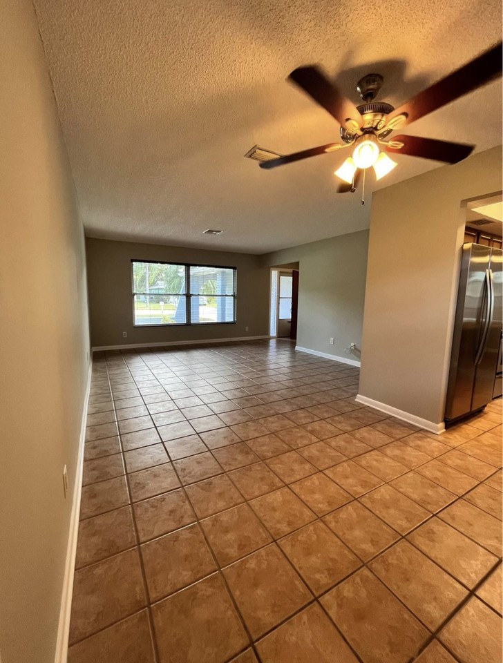 2224 Willow Tree Trl #NA - Photo 6 of 19
