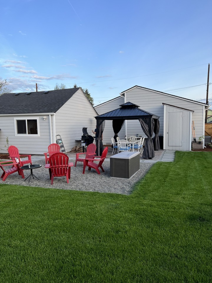 S 137th St #NA - Photo 4 of 18