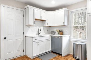 featured image of 37 Warren Ave #1-5