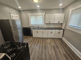 featured image of 122 W Main St #NA