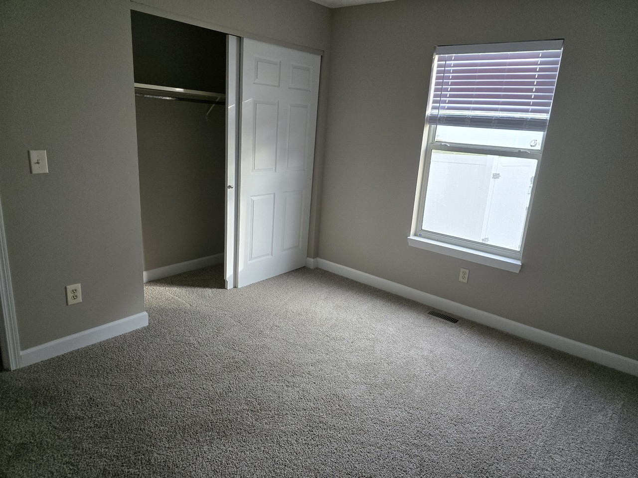 451 Westminster Dr #NA - Photo 7 of 9