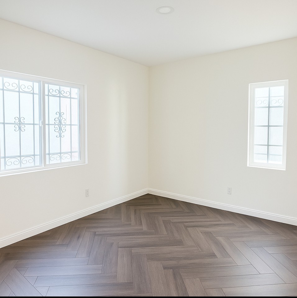 W 27th St #2226 - Photo 6 of 10