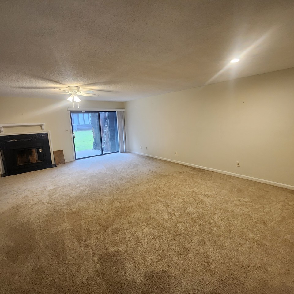 803 Crawford Creek Dr #803 - Photo 6 of 25