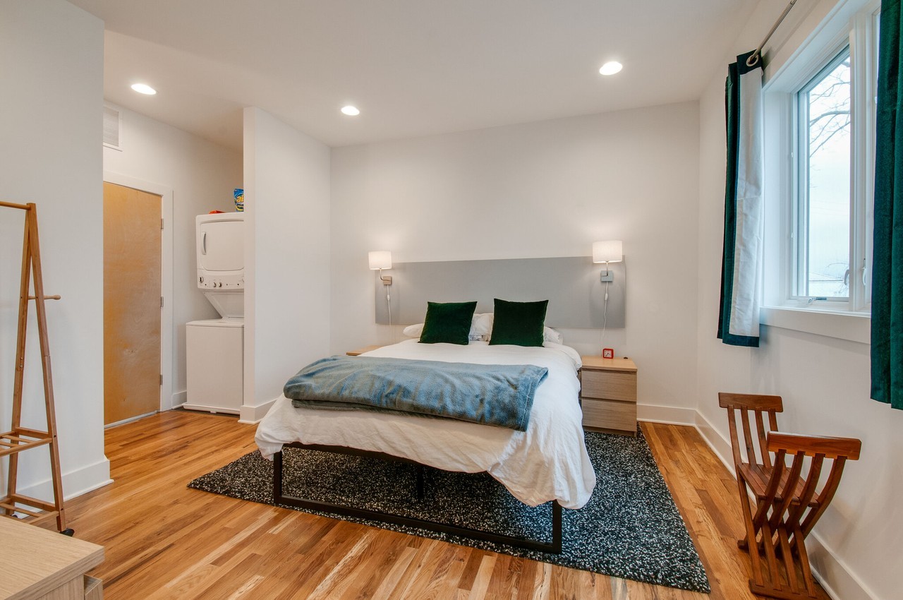2513 White Ave #8 - Photo 7 of 15