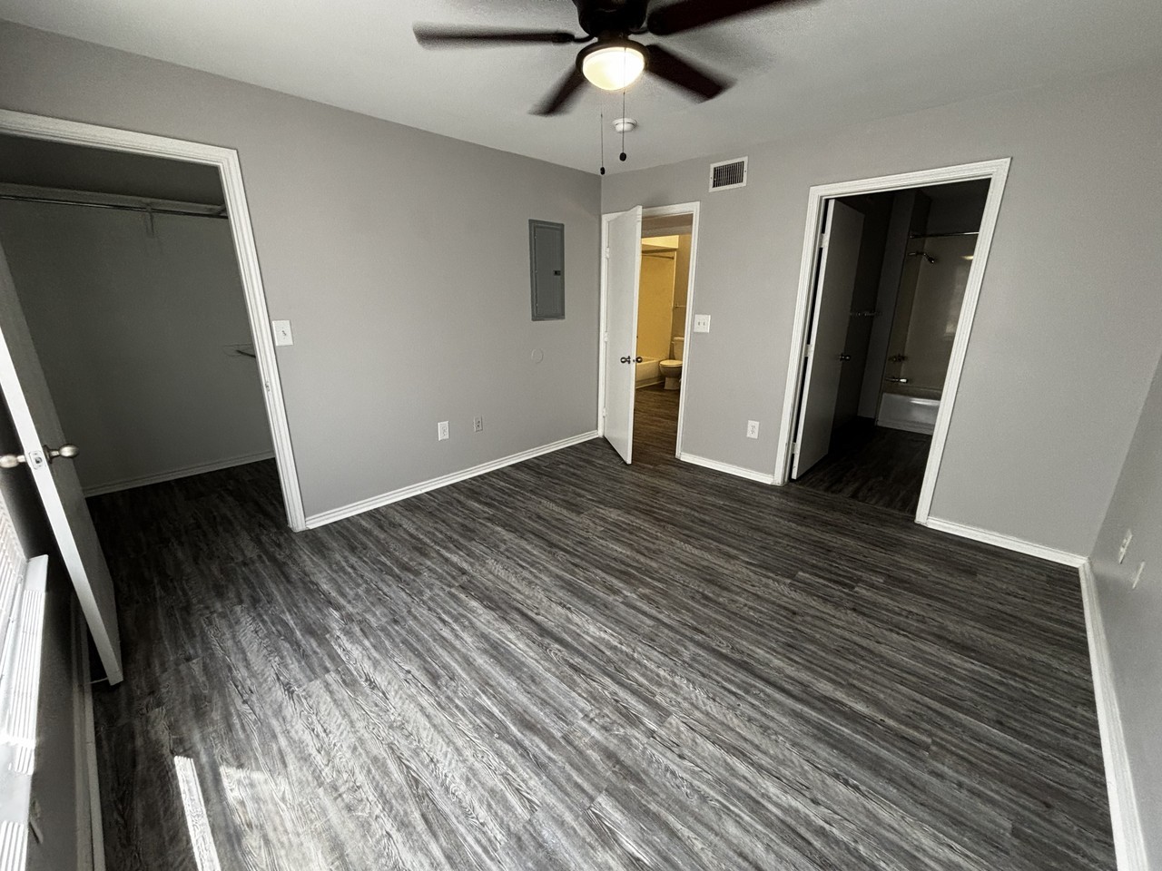 3817 S. Veterans Blvd-1018 #1018-50 - Photo 4 of 12