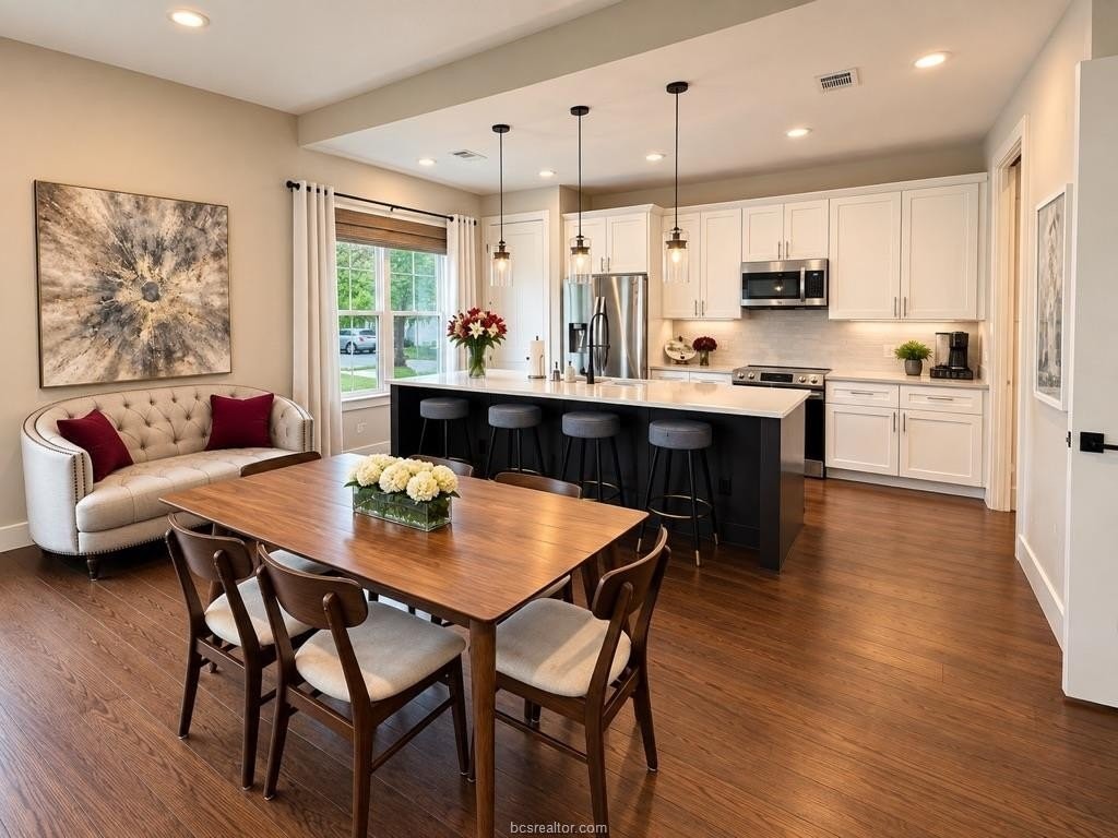 293 Estates Cir - Photo 4 of 13