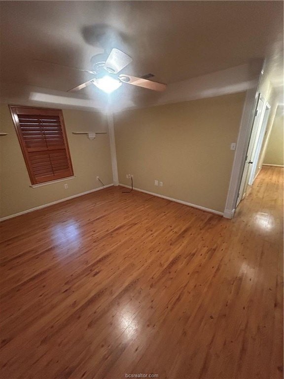 614 Banks St - Photo 5 of 13
