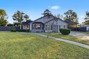 featured image of 807 Barony Ct #1