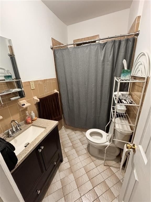 2059 71st St #3 - Photo 2 of 6
