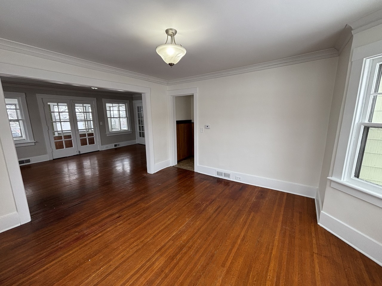 72 Martinot Ave #1 - Photo 5 of 12