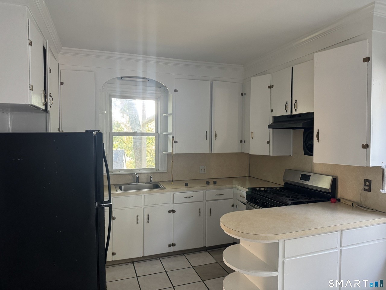 251 Olivia St #1stFL - Photo 2 of 13