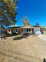 5627 Carson Dr - Photo 1 of 1