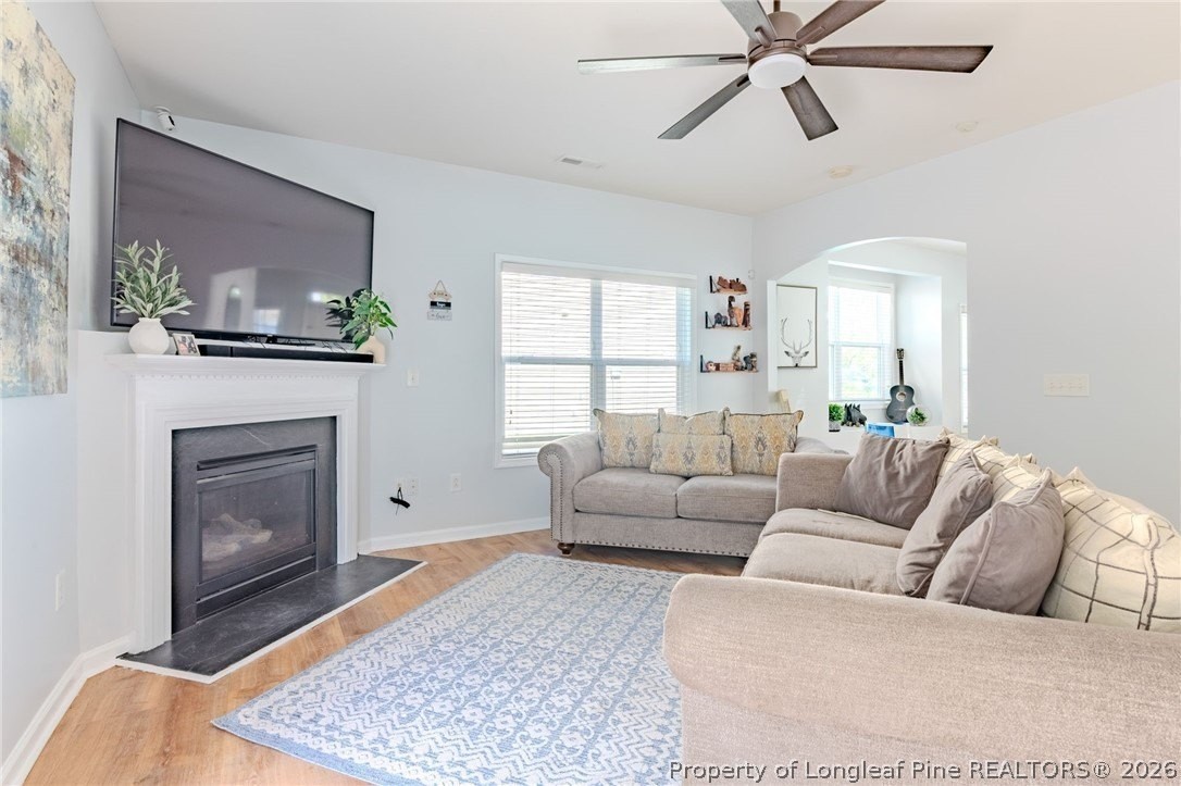 371 River Oak St - Photo 6 of 38