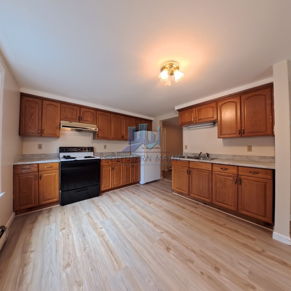 106 Spring St #2 - Photo 4 of 20