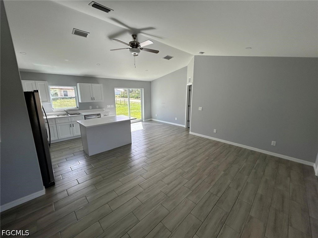 2819 31st St W - Photo 6 of 24