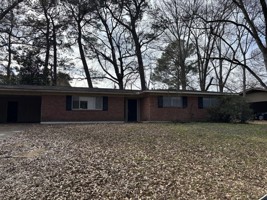 featured image of 121 Melrose Dr #1