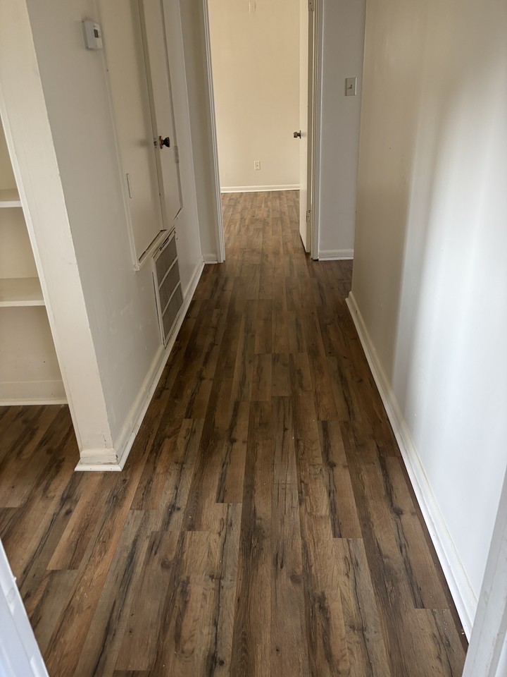 121 Melrose Dr #1 - Photo 4 of 22