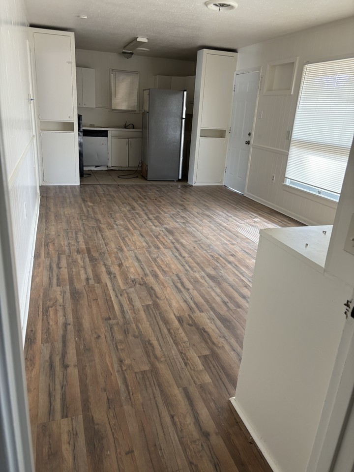 121 Melrose Dr #1 - Photo 6 of 22