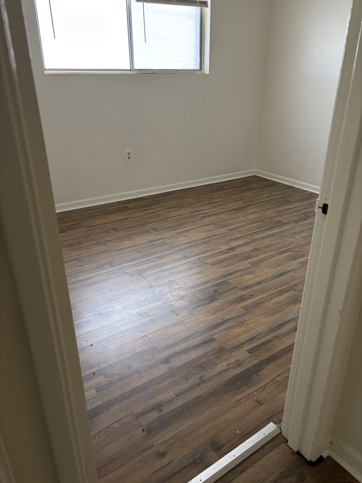 121 Melrose Dr #1 - Photo 7 of 22