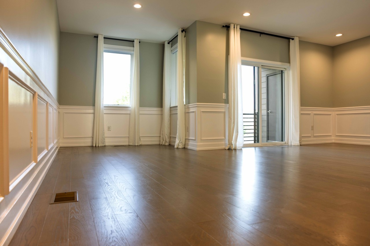 1009 Lakeview Ct #51 - Photo 6 of 33