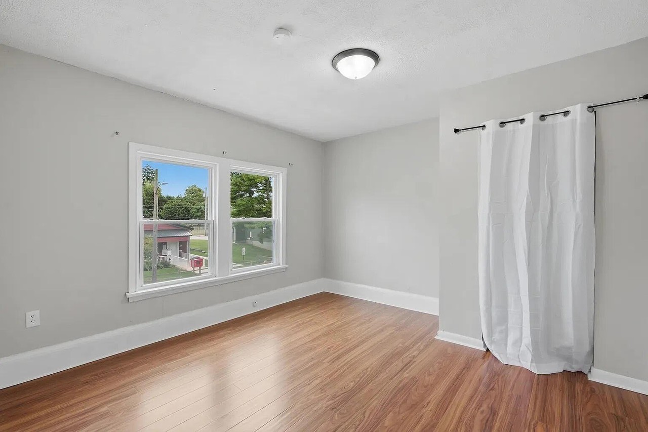 605 Union St - Photo 6 of 8
