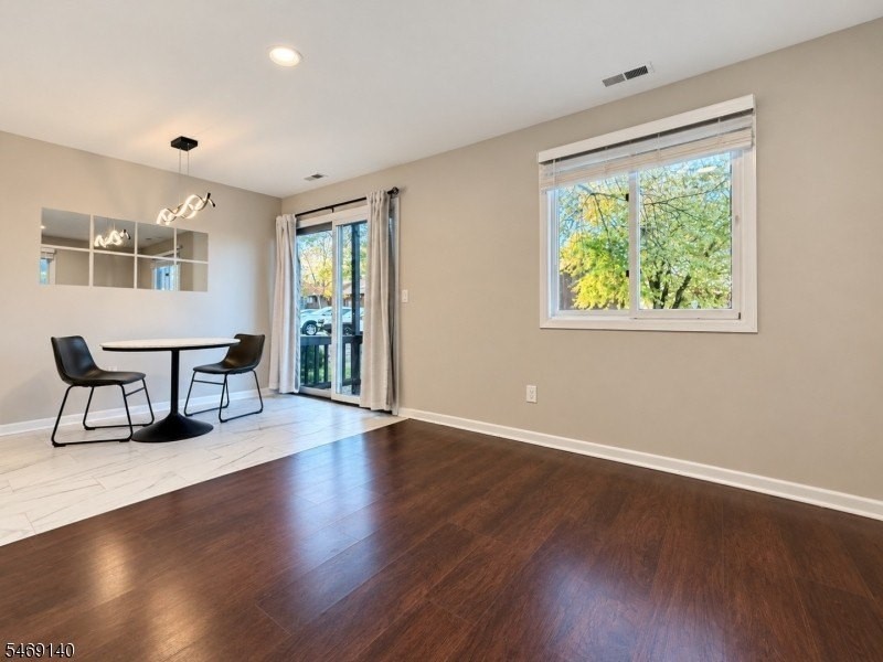 3 Sugar Loaf Ct #6 - Photo 3 of 15