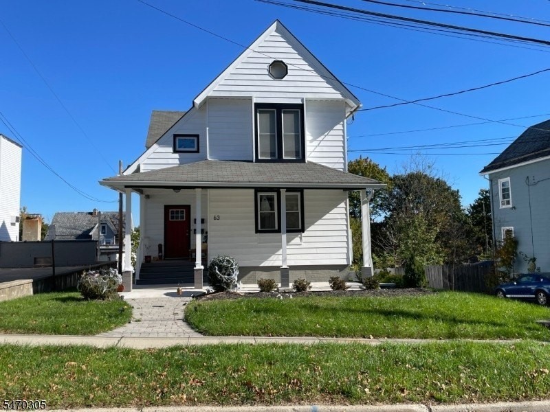 63 Trinity St #B - Photo 2 of 2