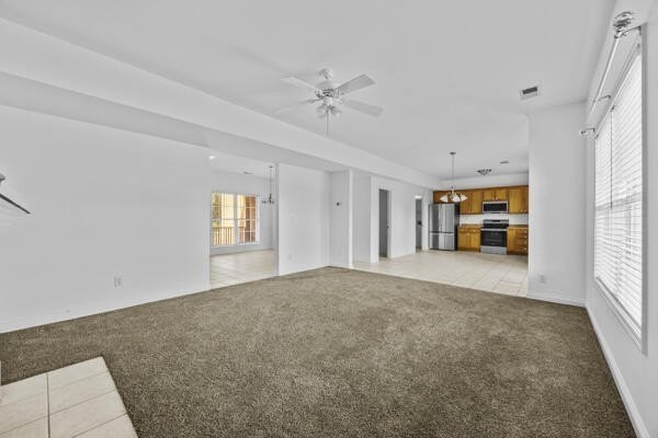 472 Southpoint Dr - Photo 7 of 31