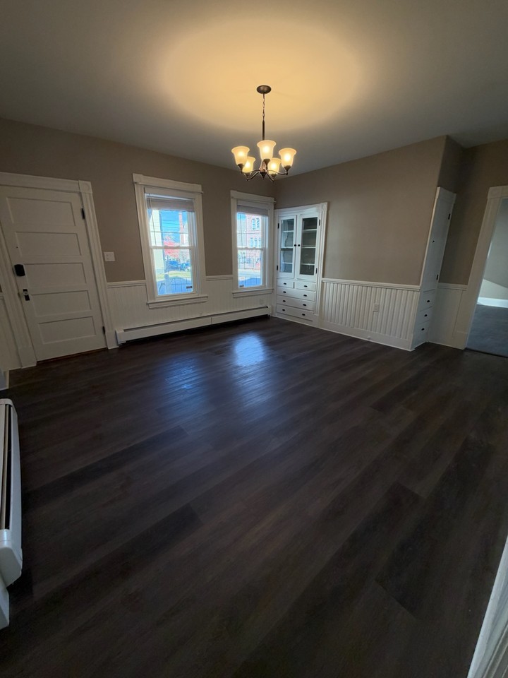502 Cartier St #1 - Photo 3 of 14
