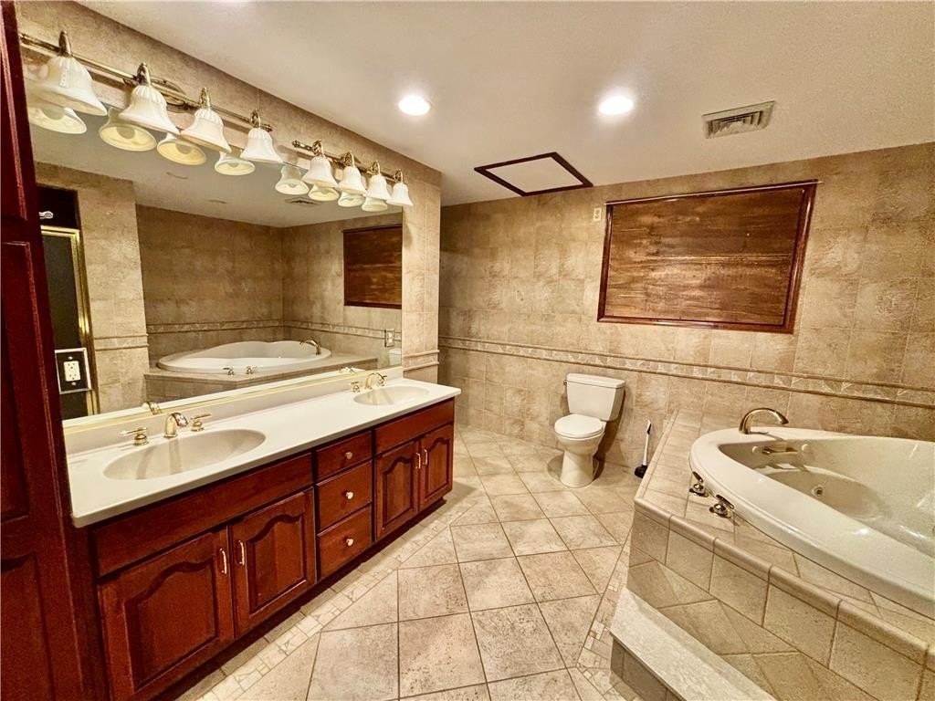 386 W Saint Elmo St - Photo 5 of 17
