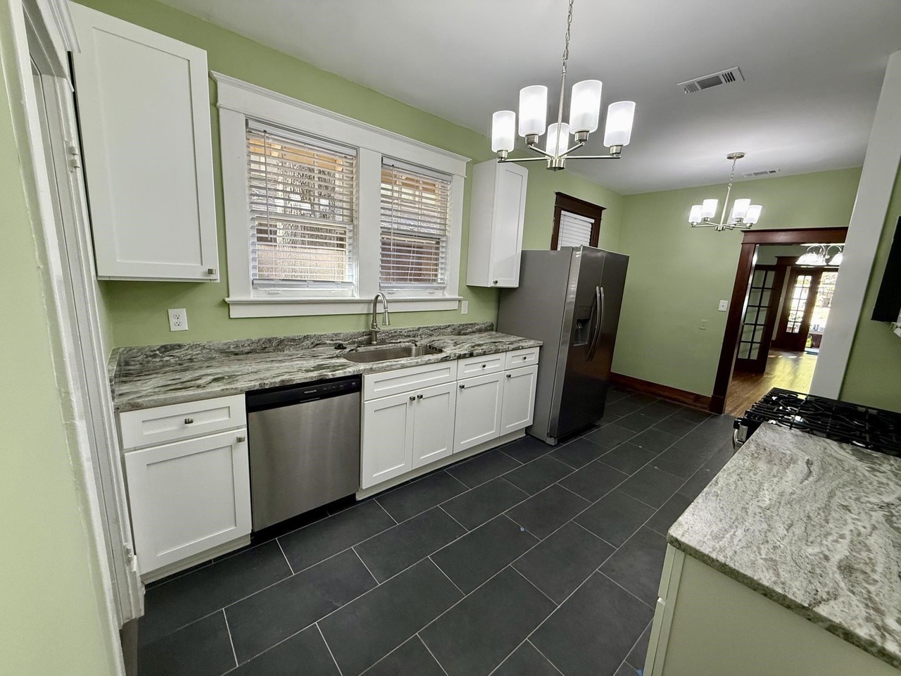1937 Lyndale Ave - Photo 4 of 13