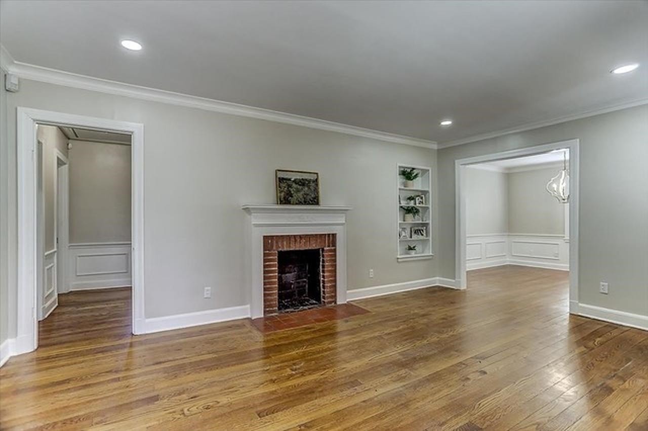 176 Picardy St - Photo 5 of 30