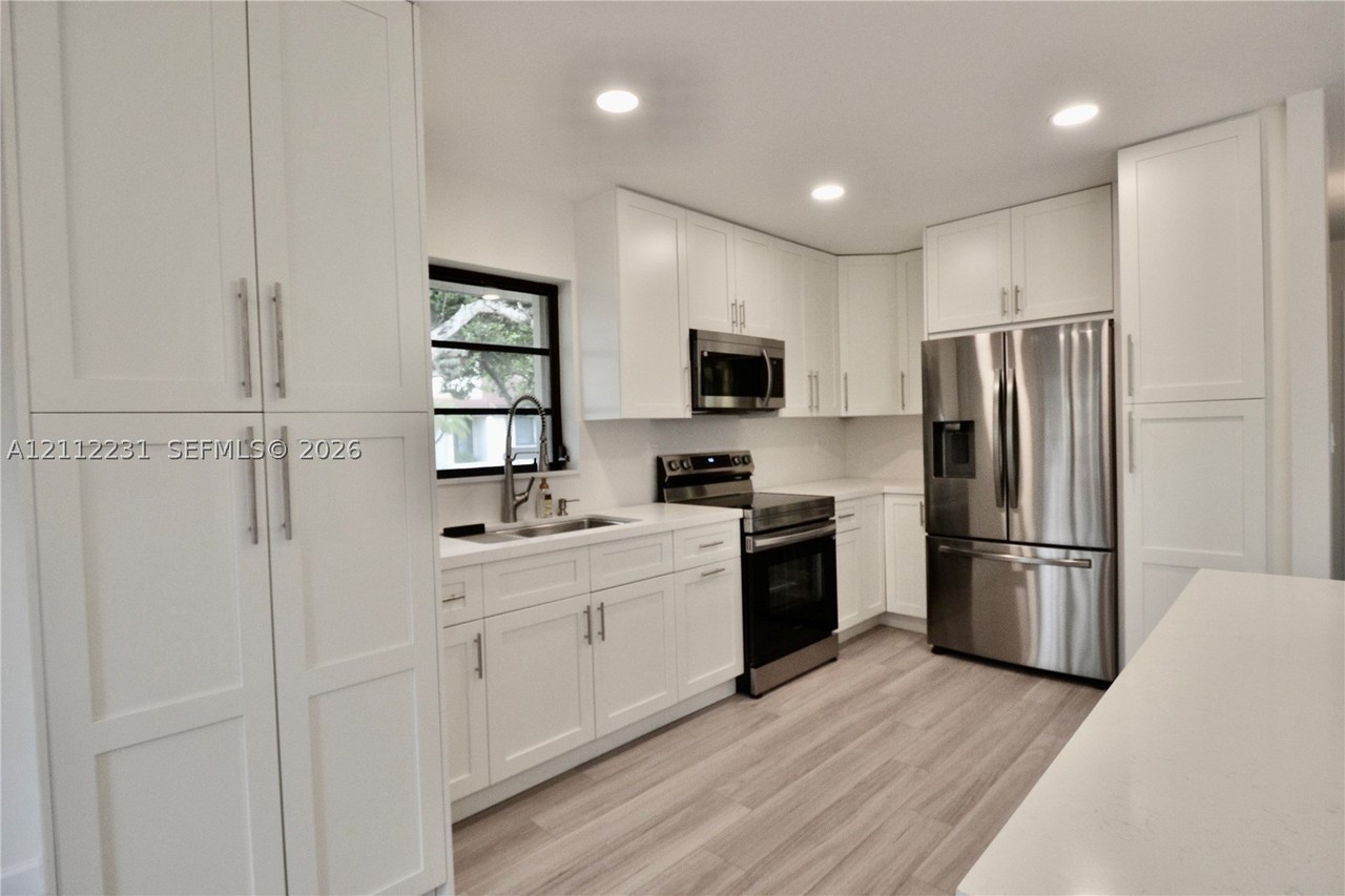 12425 Sw 94th Ln #0 - Photo 4 of 32