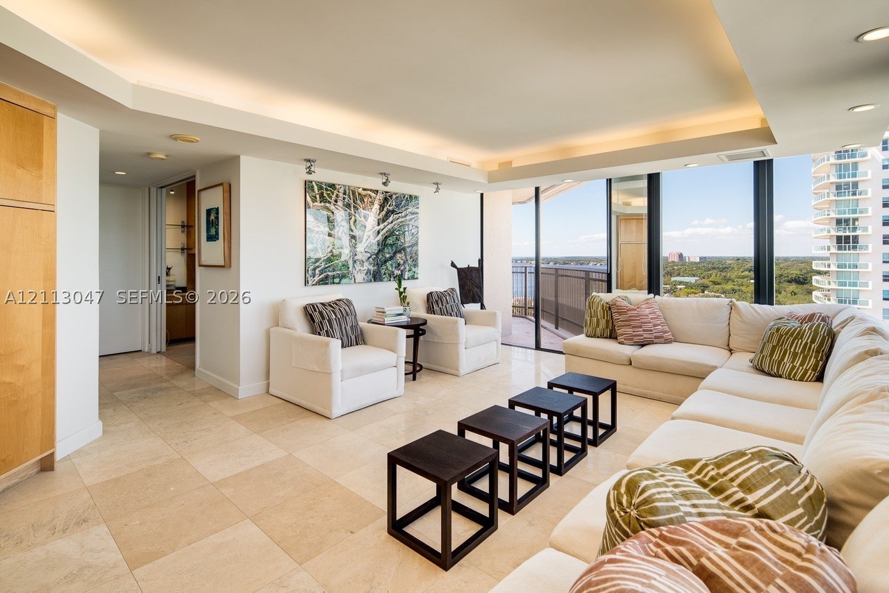 2901 S Bayshore Dr #PHF - Photo 7 of 33