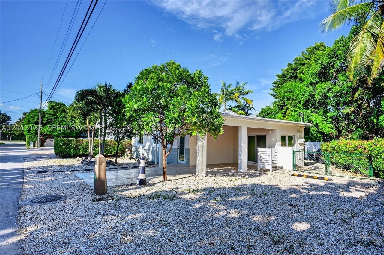 8 Ocean View Blvd - Photo 7 of 50