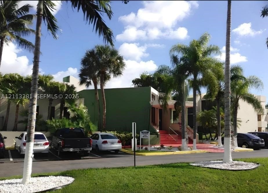 8860 Fontainebleau Blvd #208 - Photo 4 of 4