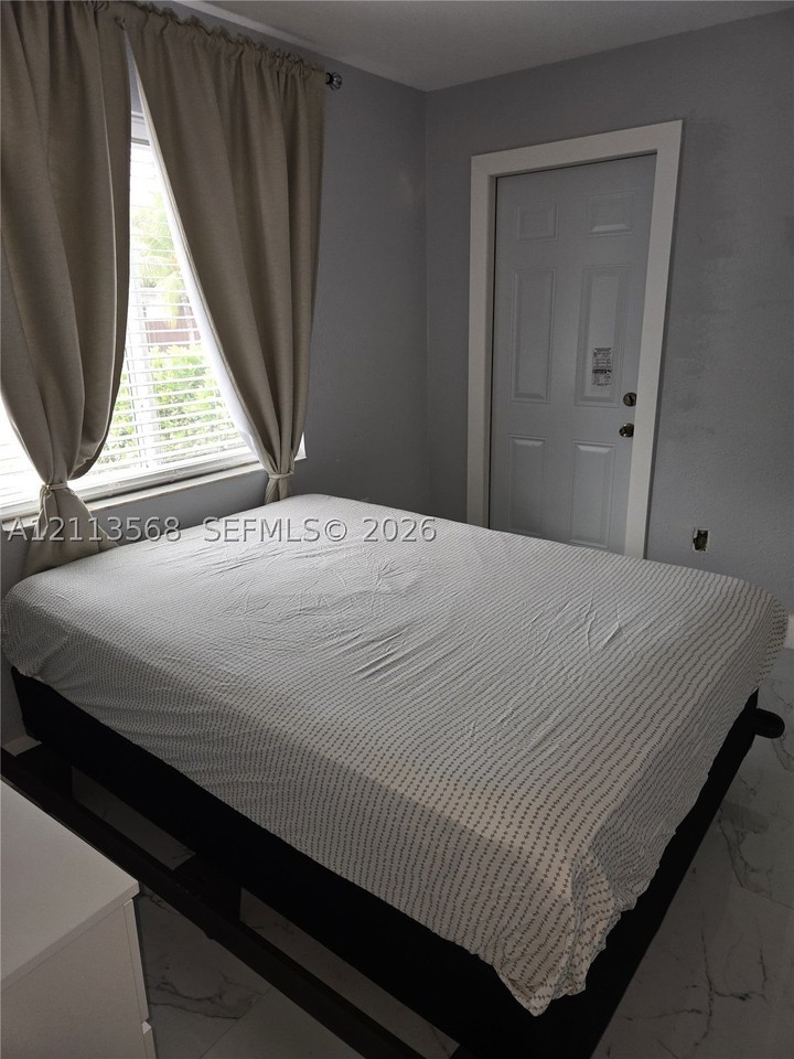 15101 Sw 307th St #15101 - Photo 2 of 8