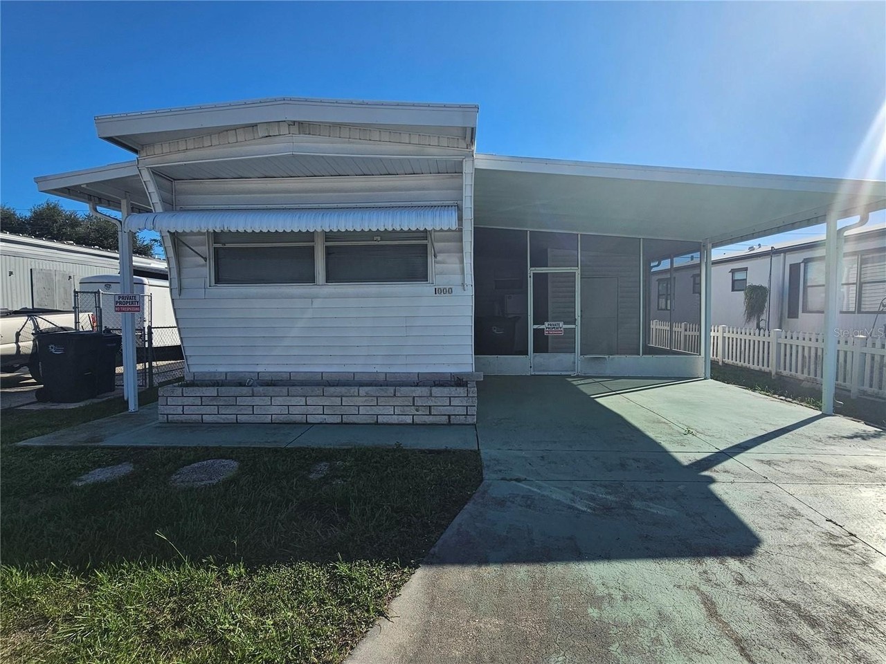 1000 51st Avenue Plz W - Photo 2 of 10