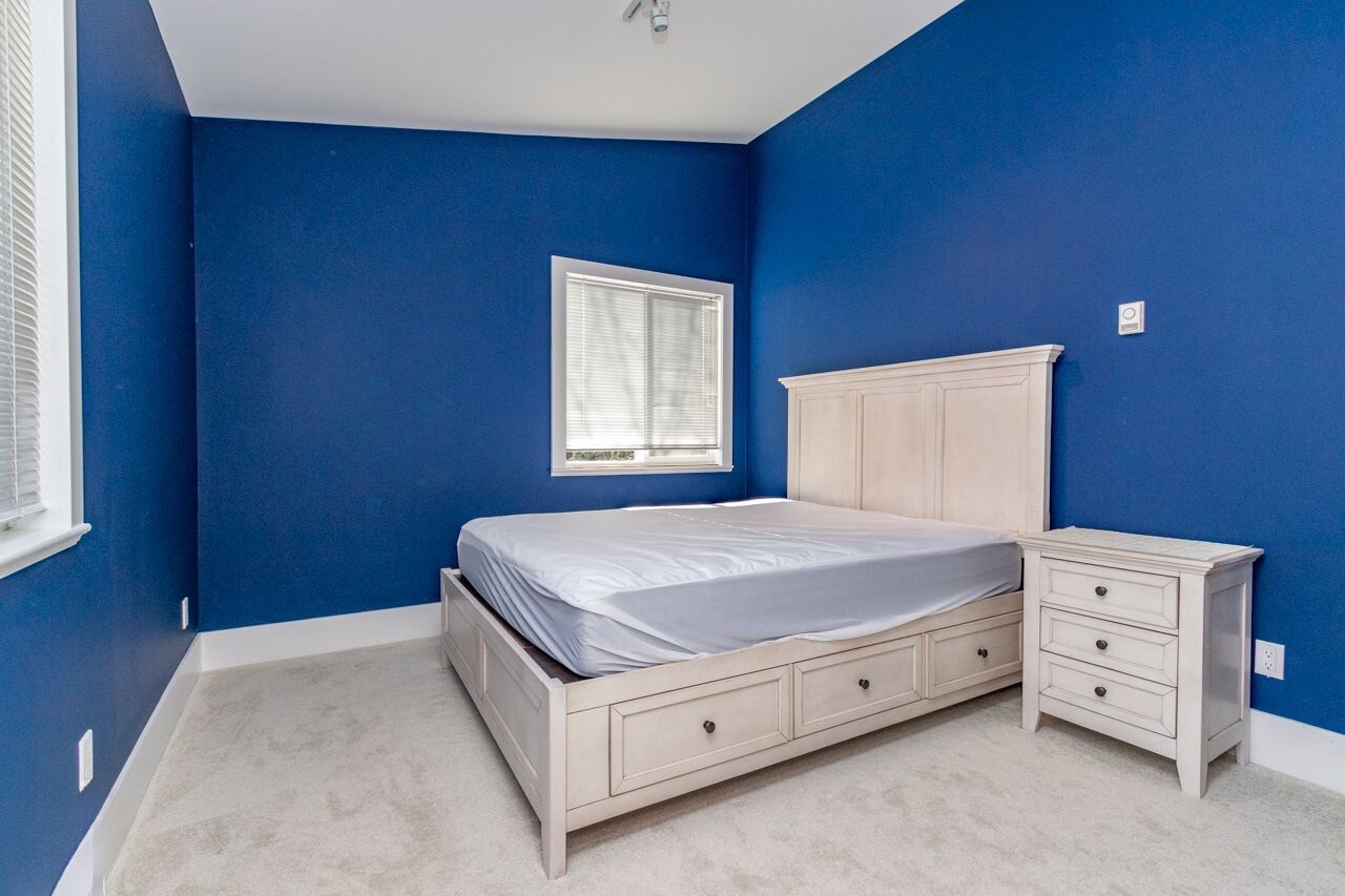 535 West Kings Road - Photo 6 of 26