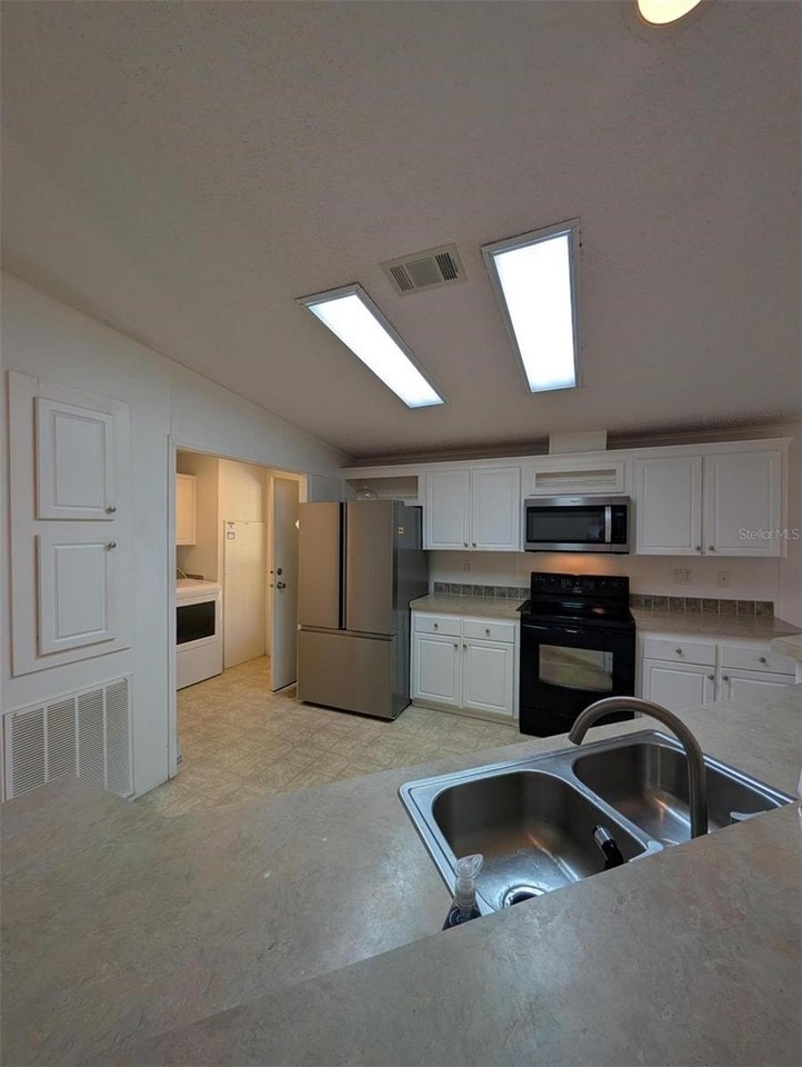 1911 Nw 46th Ave #291 - Photo 4 of 18