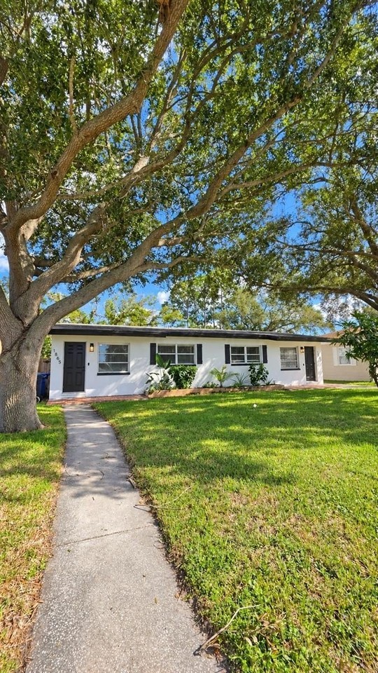 1865 Pasadena Dr - Photo 2 of 17